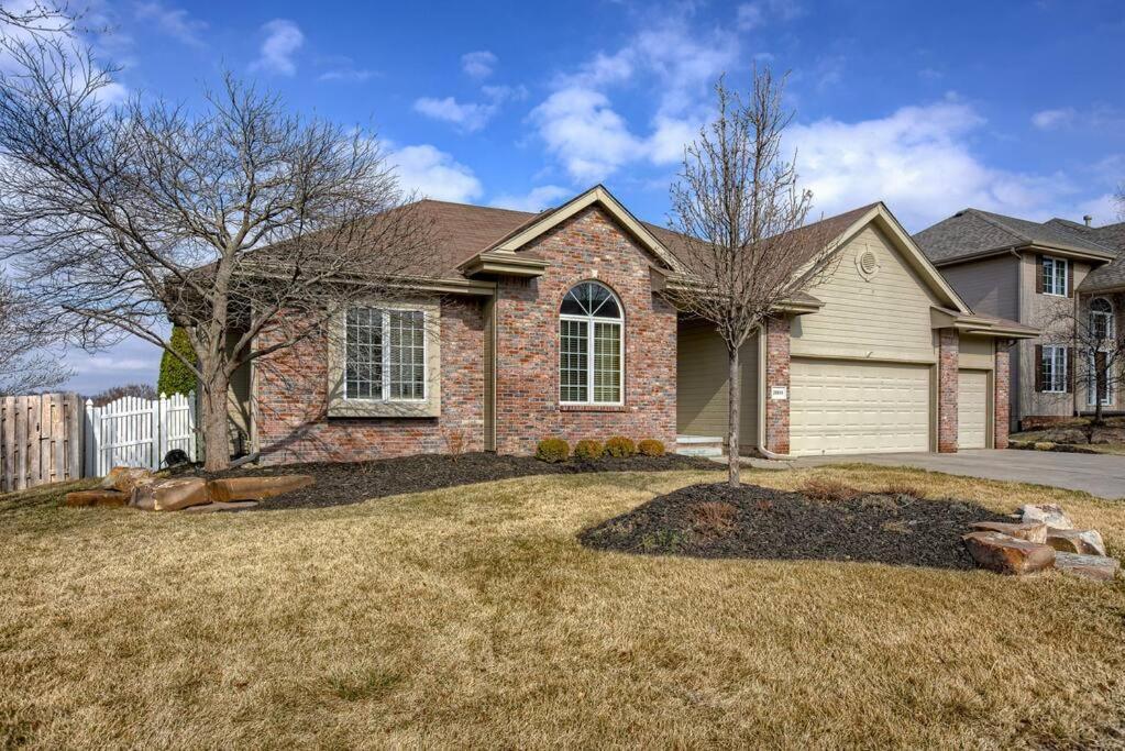 Spacious Pool House With Tons Of Amenities! Omaha Exterior foto